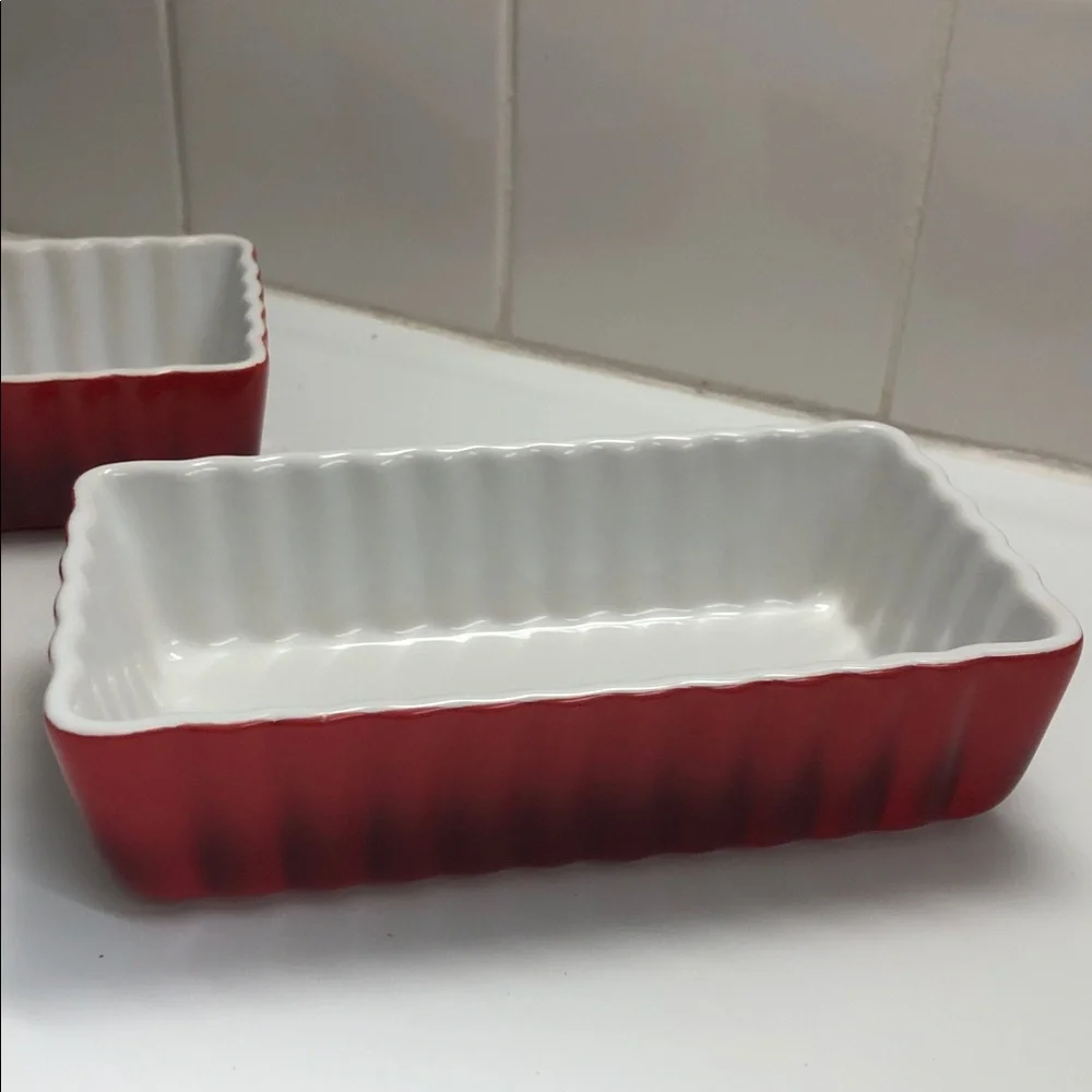 HOUSEWARES INTERNATIONAL RED CASSEROLE DISHES • SET OF 2 • 6” x 3.5”